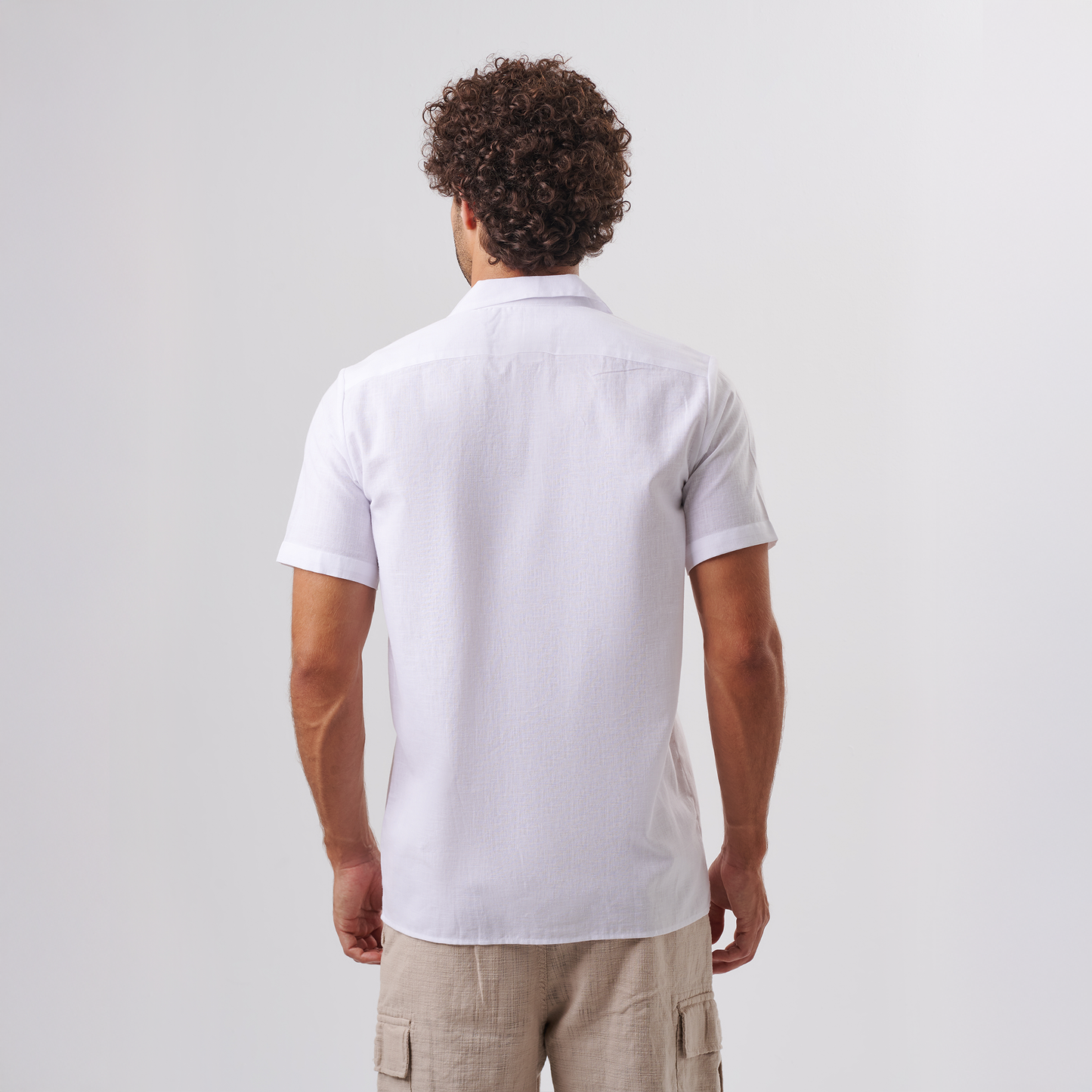 White Cuban Collar Shirt – Short Sleeve
